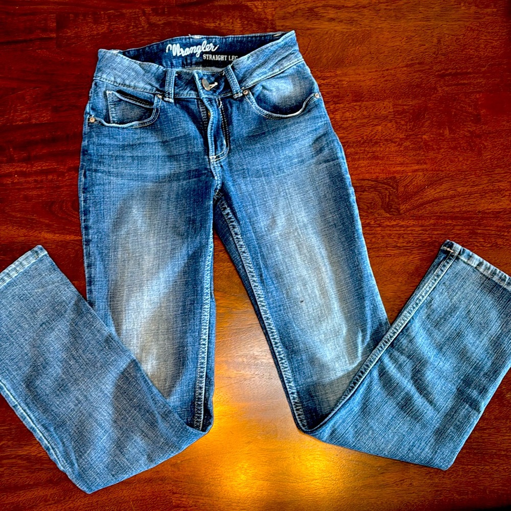 Wrangler straight leg jeans